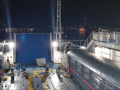 Le train de nuit Rome-Palerme &agrave; bord du ferry