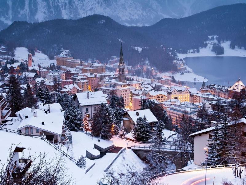 Suisse panoramique en hiver