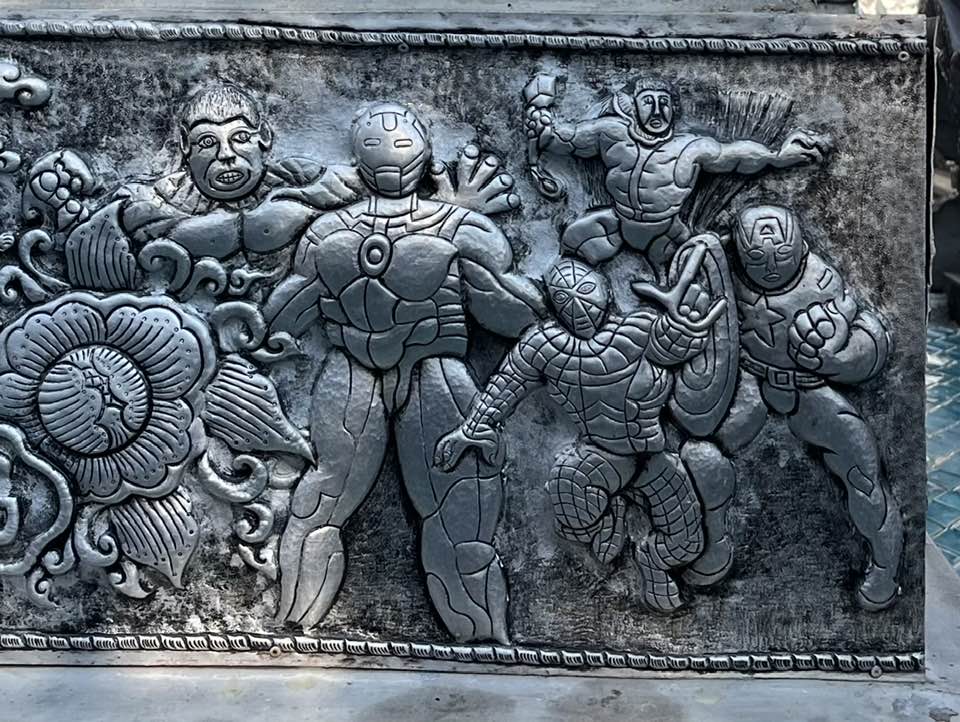 Thailande Avengers gros plan Discovery Trains