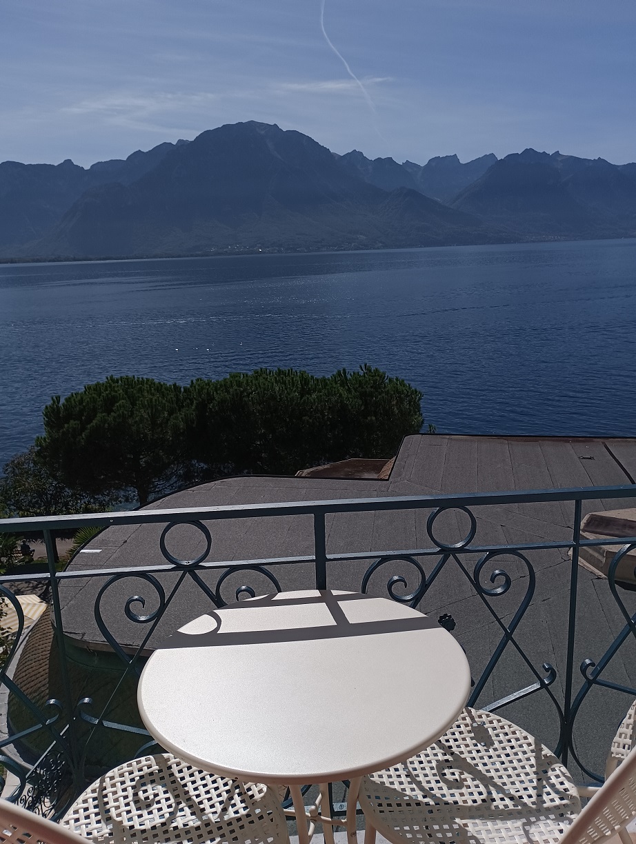 Montreux Agnès DUTREVIS www.discoverytrains.net