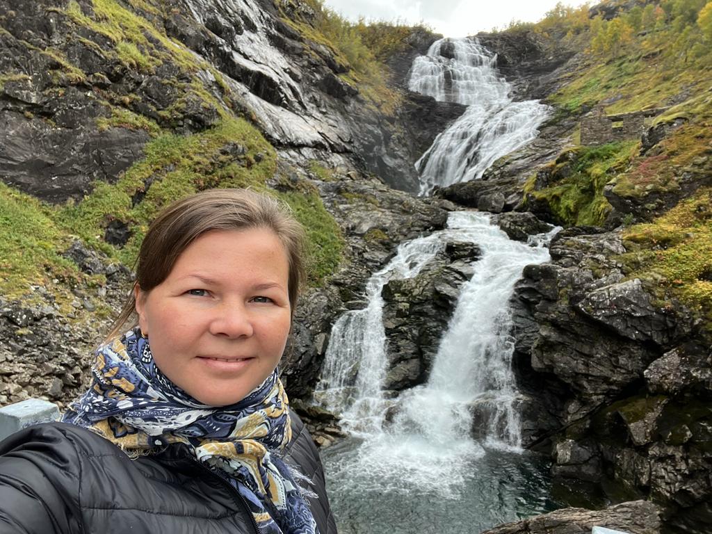 Norvège cascade Yulia Discovery Trains