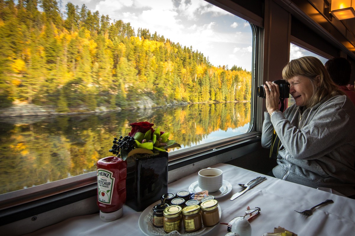 Canada - Train Le Canadien - Petit déjeuner à bord du train