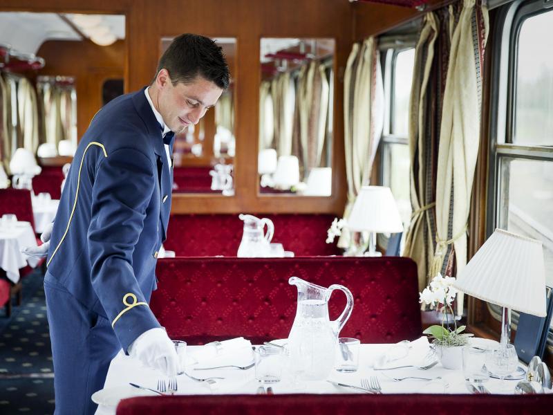 Train de luxe Le Golden Eagle Danube Express : wagon-restaurant