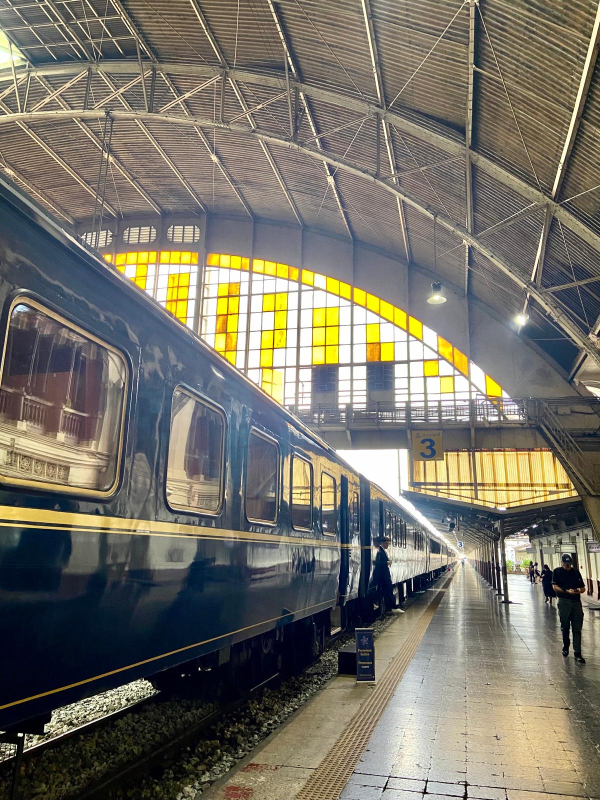 The Blue Jasmine in Hua Lumpung Station Mathilde Thrierr