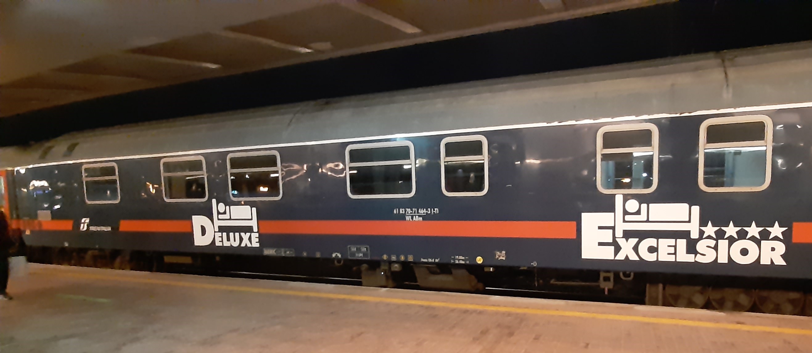 Train de nuit Rome Exelsior Banquette c Discovery Trains