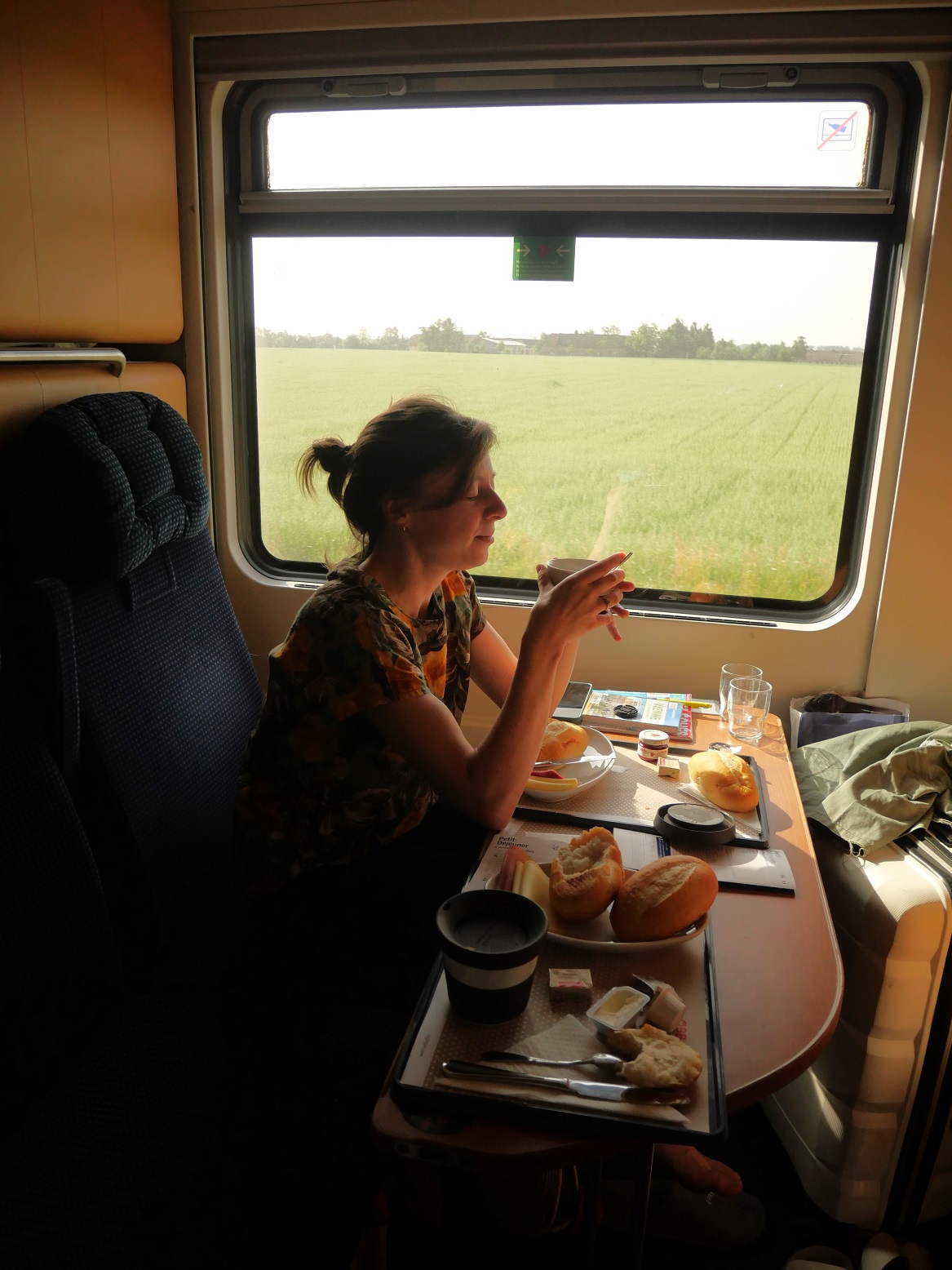 jour 1 petit déjeuner dans le nightjet